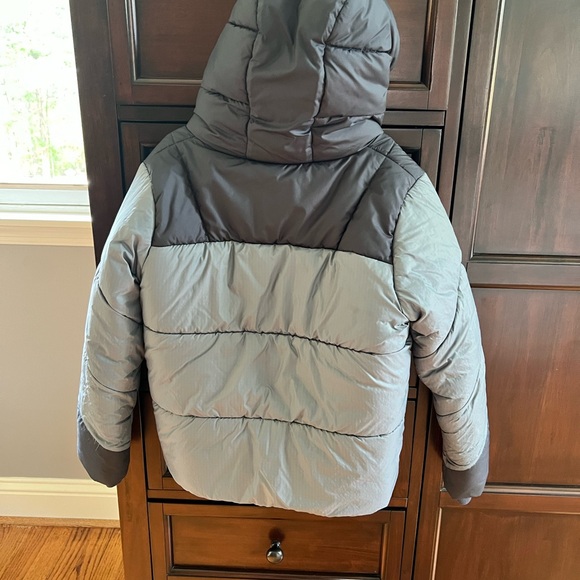 Patagonia kids’ down coat size Small - Picture 5 of 7